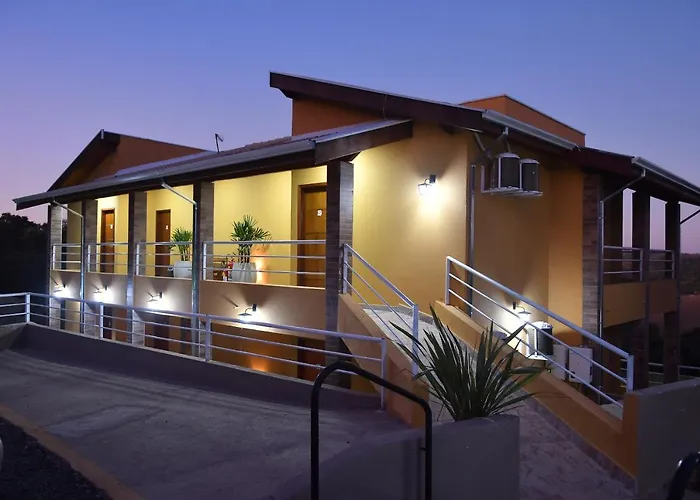 Pousada com piscina: Molise Hotel Fazenda